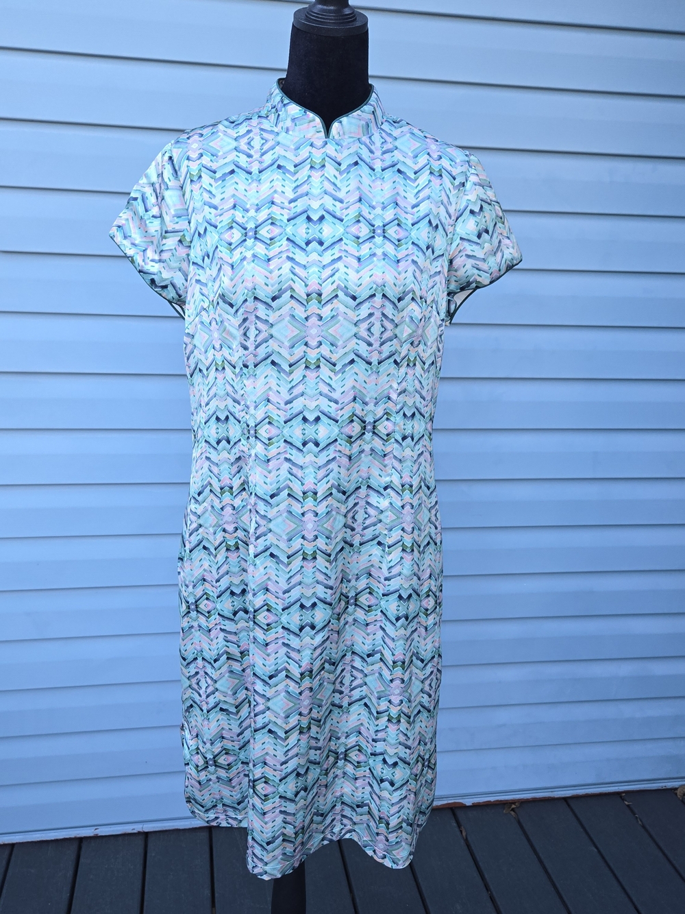 Original Womens XL Mandarin Collar Geometric Chevron Dress